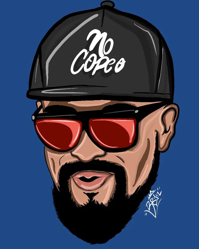 Retrato ilustrado de un hombre barbado con gorra NO COPEO y gafas rojas, fondo azul
